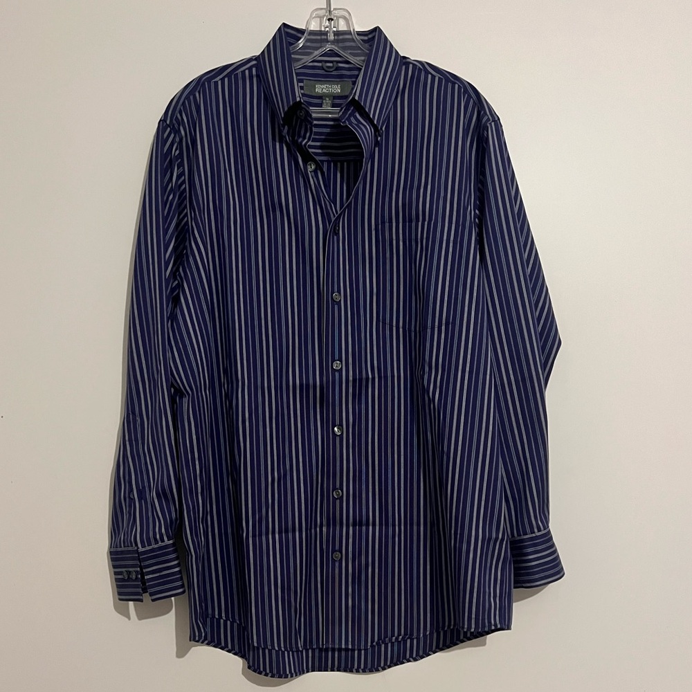 Kenneth Cole Navy Striped Shirt Size M  Neck 15 -15.5 Long Sleeve 32/33 Non iron - Picture 3 of 16